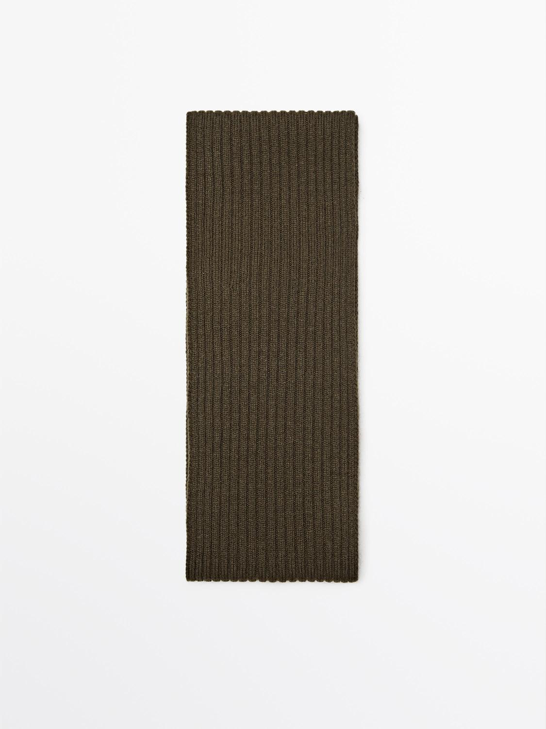 

Шарф из тонкой ребристой ткани Massimo Dutti, зеленый