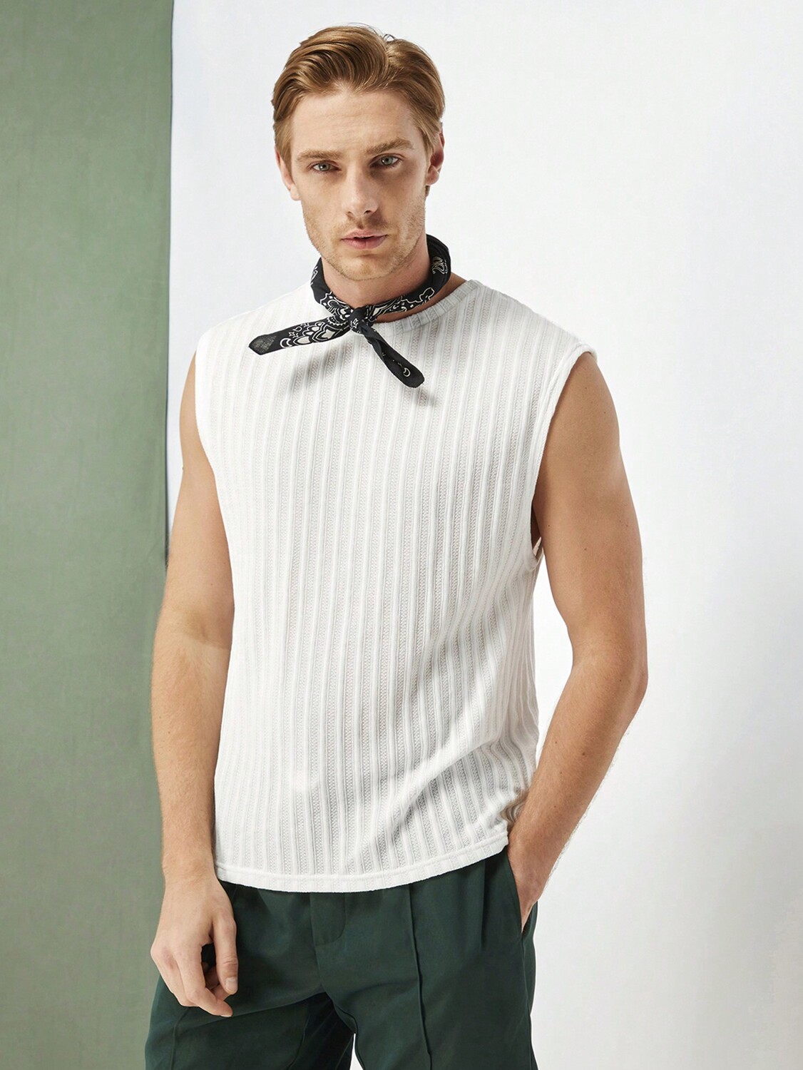 

Мужская летняя вязаная майка приталенного кроя Manfinity ModaGents, абрикосовый цвет