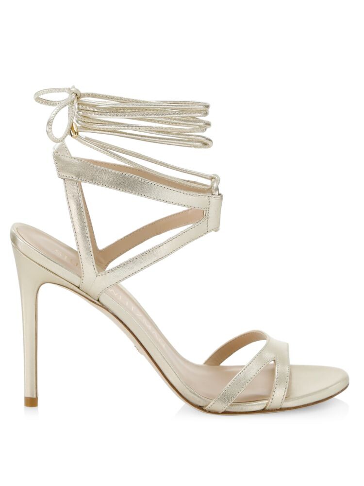 Кожаные сандалии Soiree с эффектом металлик на шнуровке Stuart Weitzman, золото