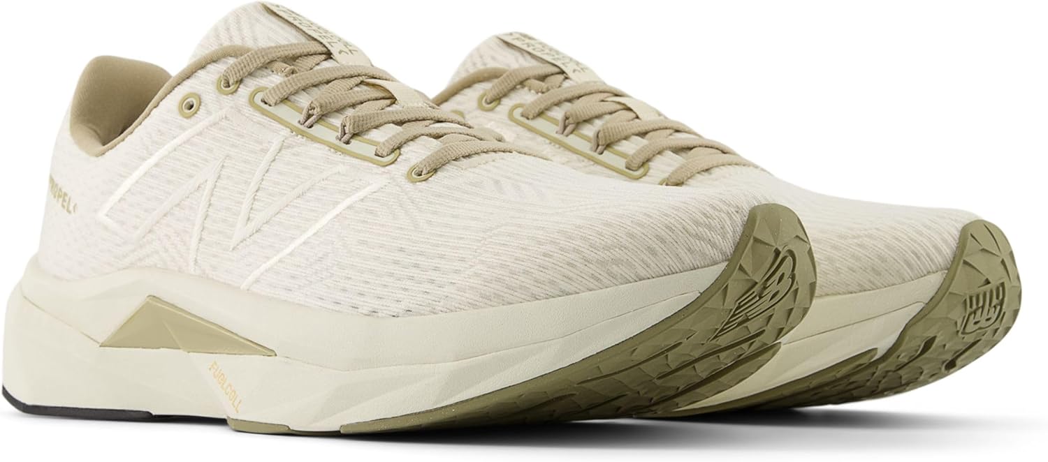 Мужские кроссовки New Balance FuelCell Propel V5, Linen/Dark Stoneware/Stoneware — фото 3
