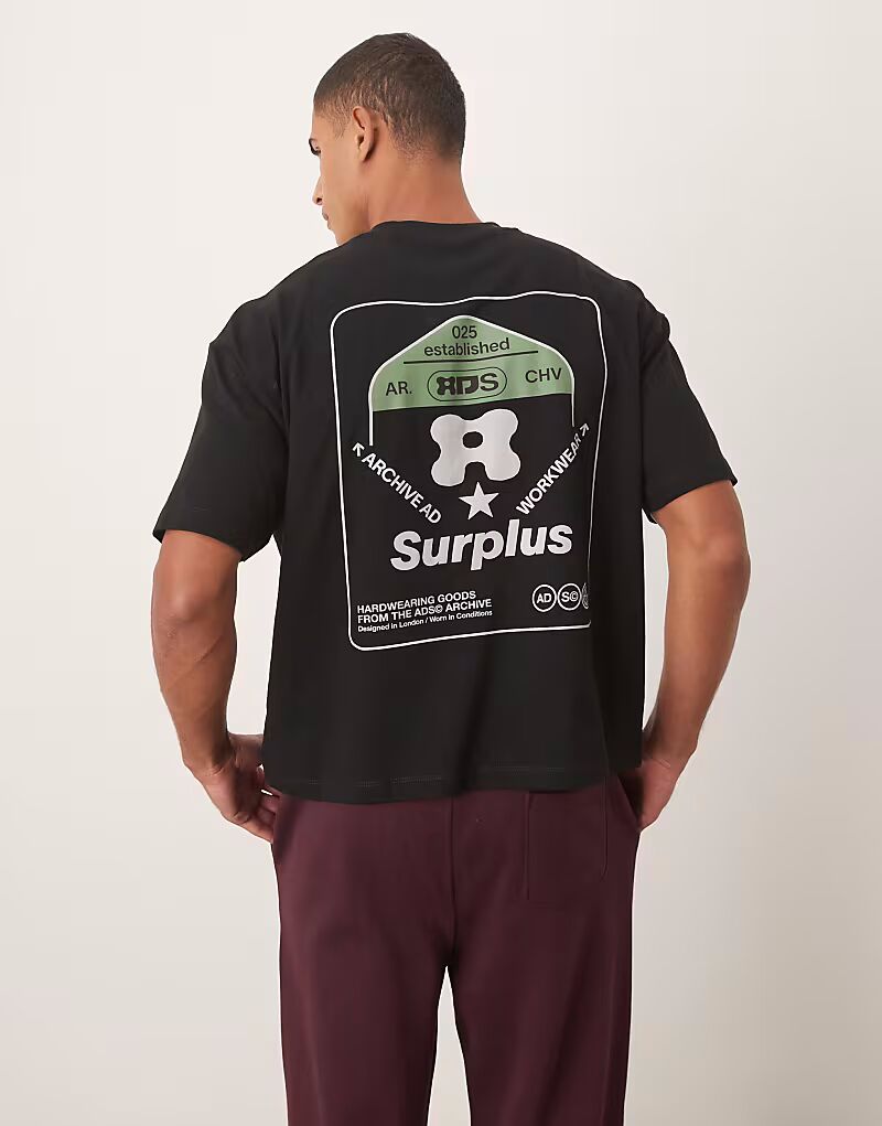 

Футболка свободного кроя оверсайз с уличным принтом черного цвета Asos Design