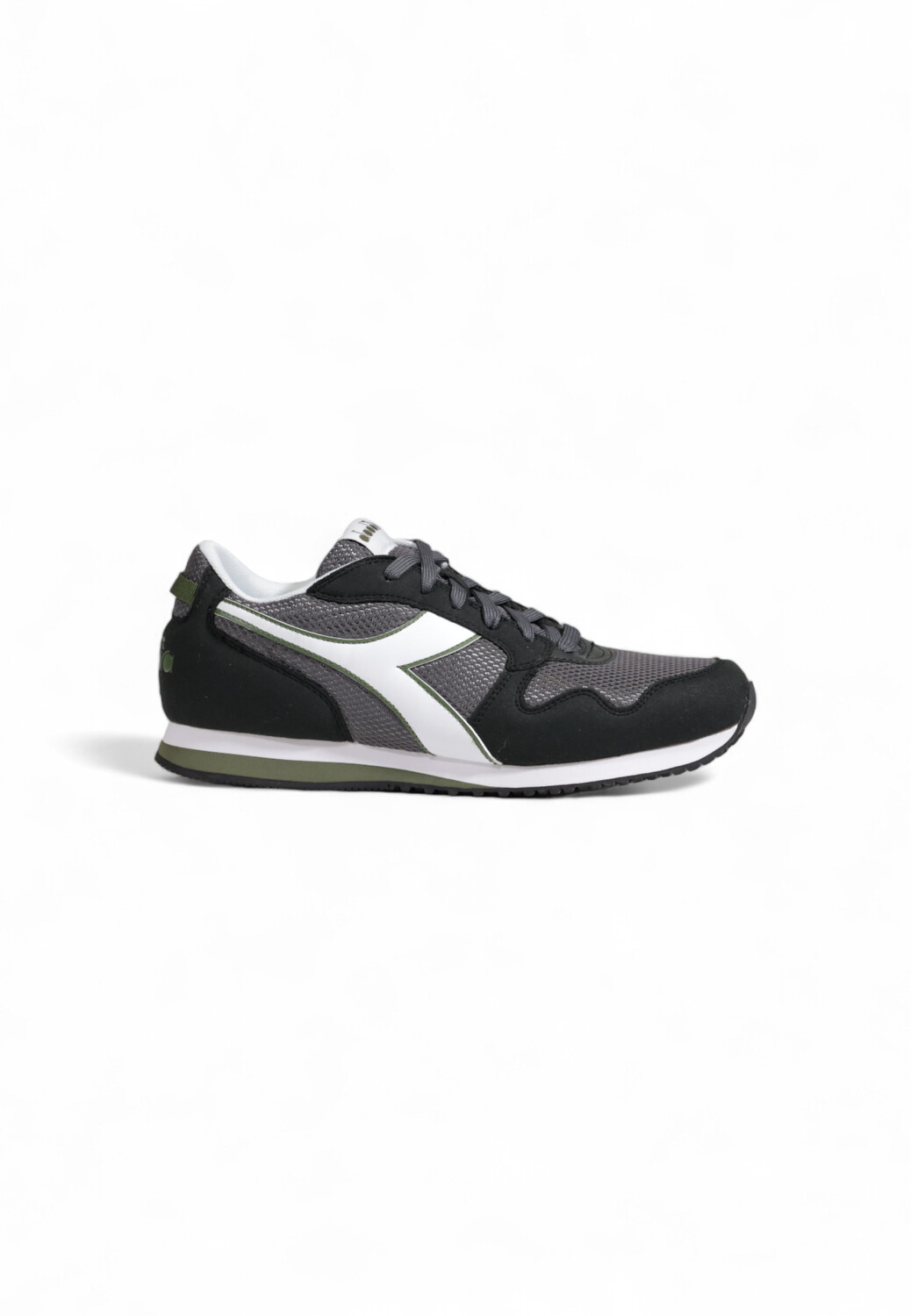 

Кроссовки мужские Diadora текстильные, серо-черный