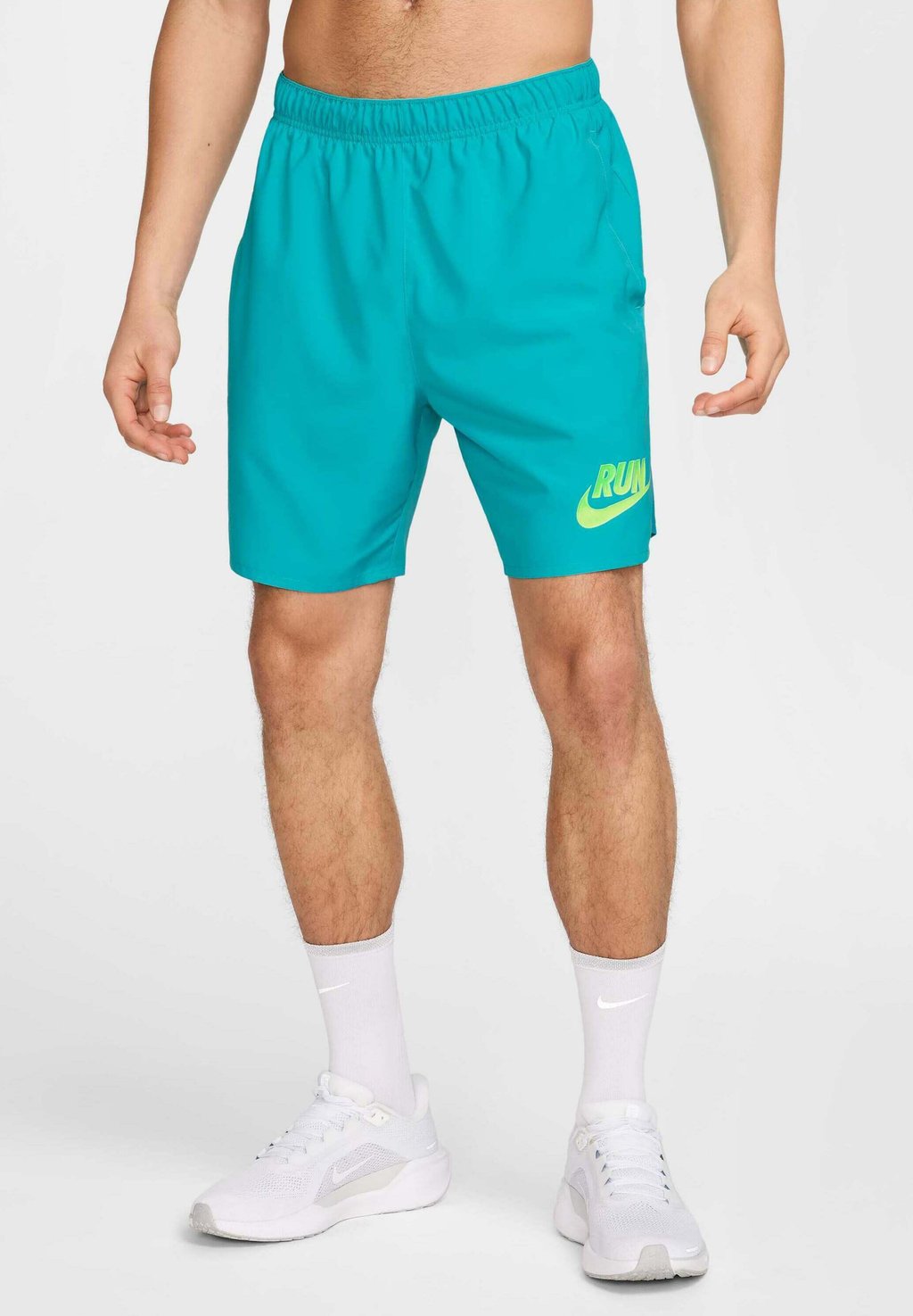 

Спортивные шорты RUNNING CHALLENGER RUN ENERGY Nike Performance, бирюзовый