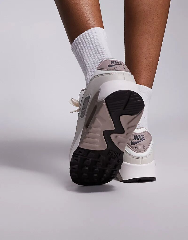 Кроссовки Nike Air Max Snakeskin 90 белого и коричневого цветов — фото 3