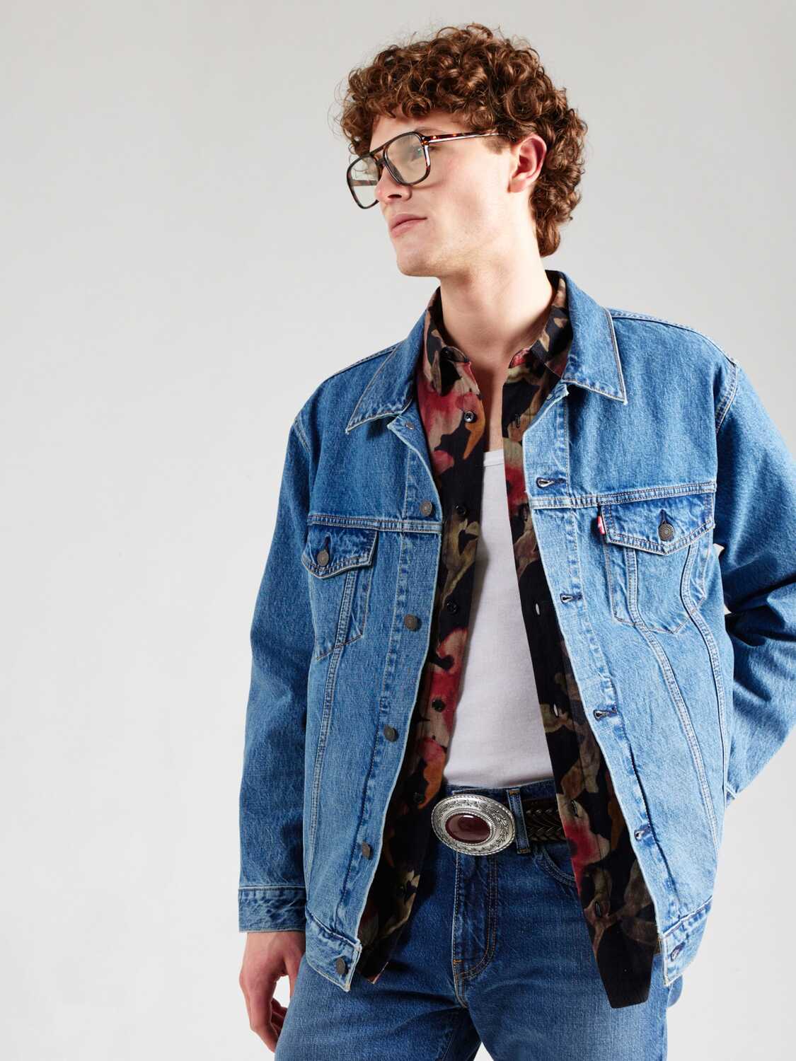 LEVI'S  Куртка для межсезонья 'Relaxed Type III Trucker Jacket' в синем цвете — фото 3