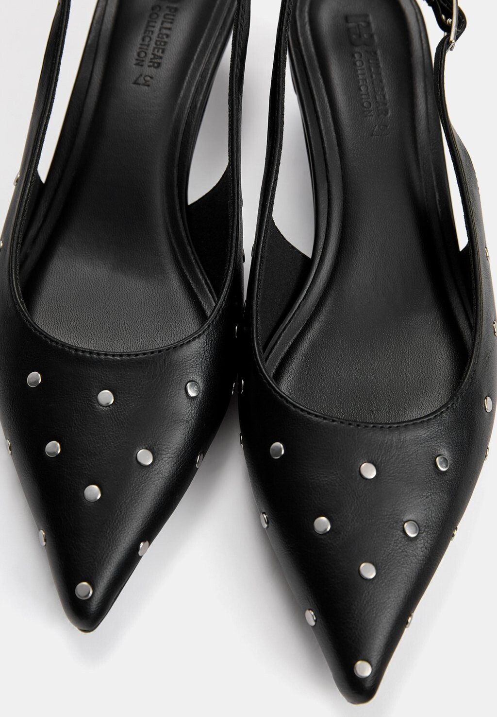

Туфли STUDDED KITTEN PULL&BEAR, черный