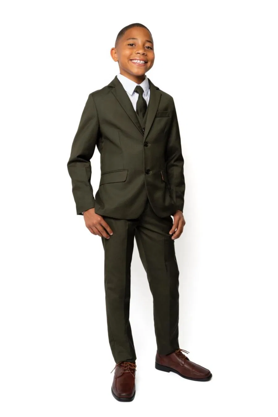 Костюм 007 Slim Fit для маленьких и больших мальчиков, состоящий из 5 предметов: рубашка, галстук, пиджак, жилет и брюки Peanut Butter Collection, оливковый — фото 3