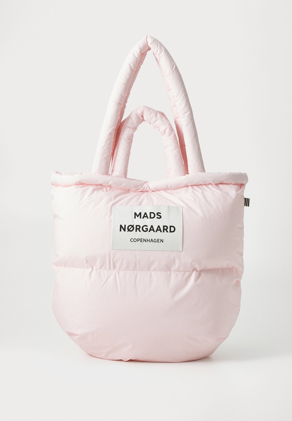 

Сумка-тоут PILLOW BAG Mads Nørgaard, светло-розовый