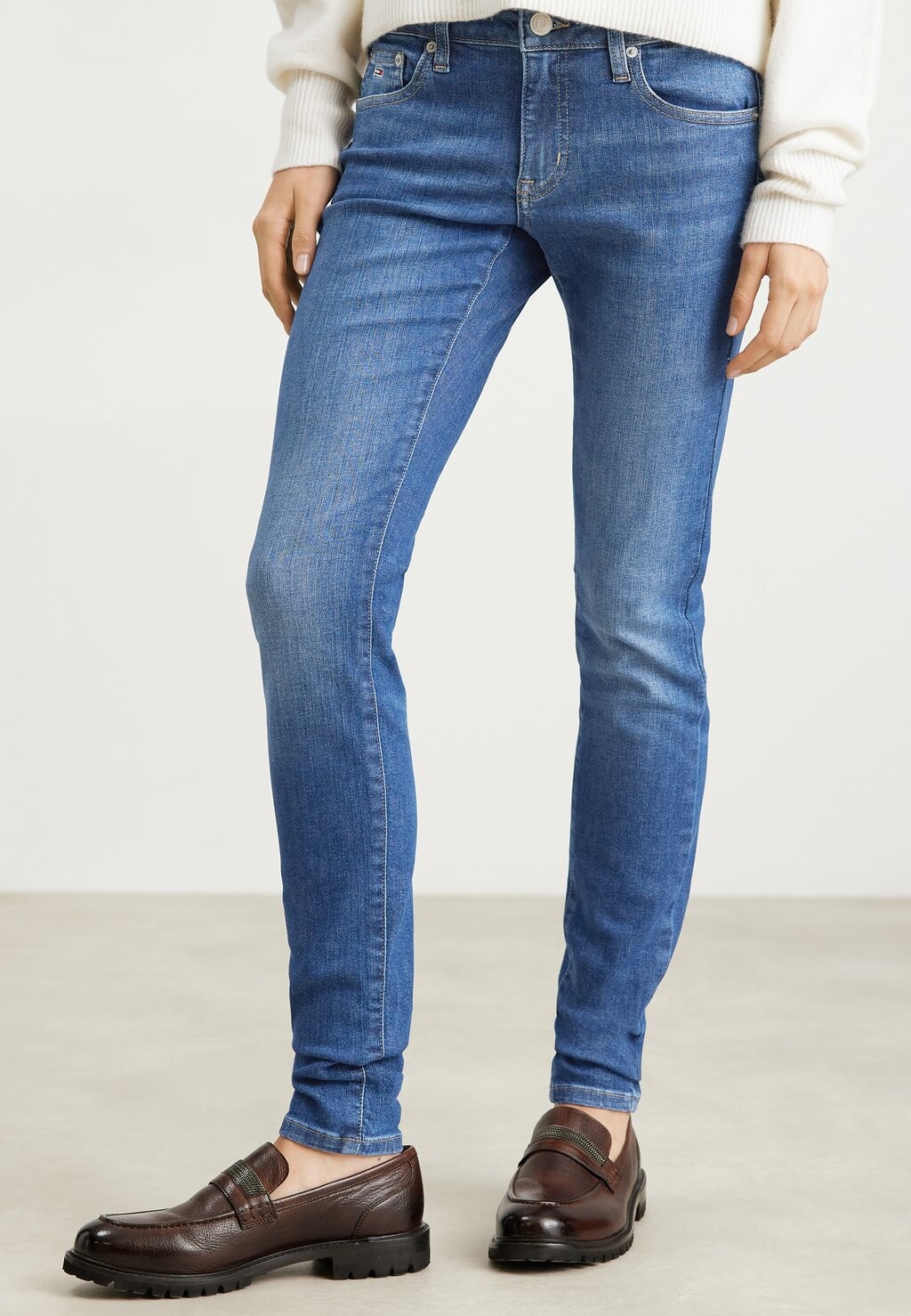 

Джинсы Skinny Fit SOPHIE Tommy Jeans, средний деним