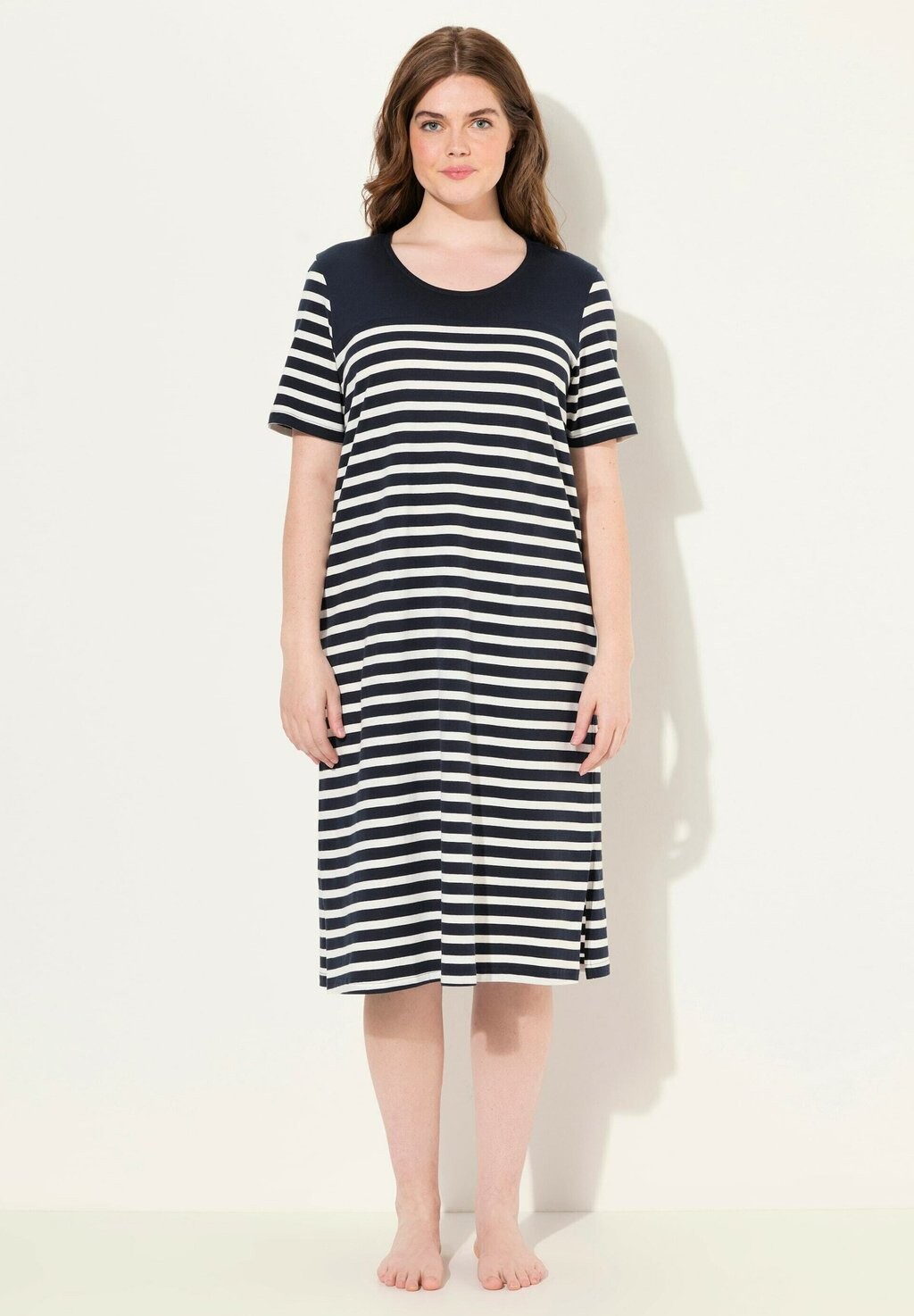 

Ночная рубашка STRIPED SHORT SLEEVE Ulla Popken, темно-синий