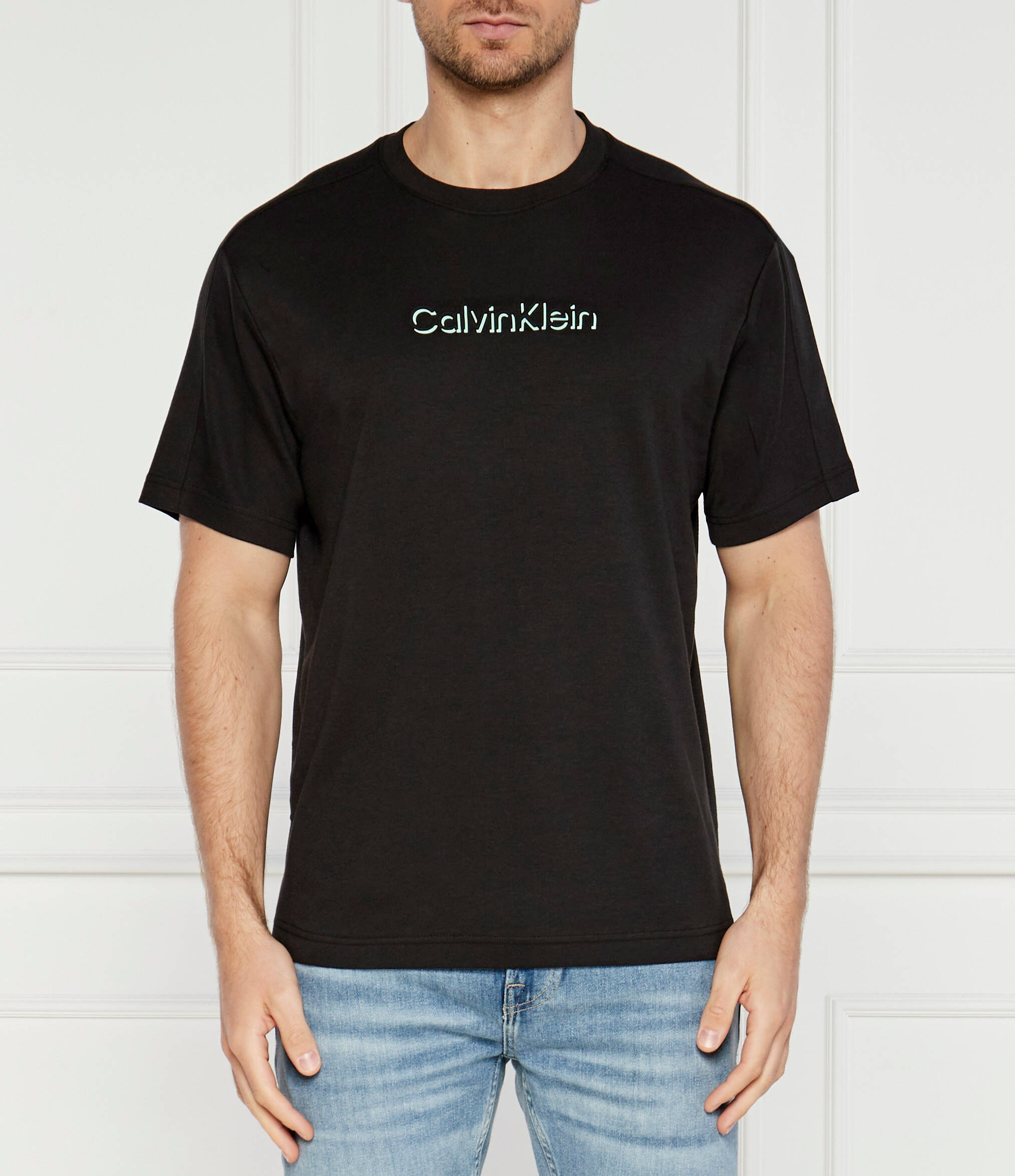 

Футболка Calvin Klein SHADOW Comfort fit, черный