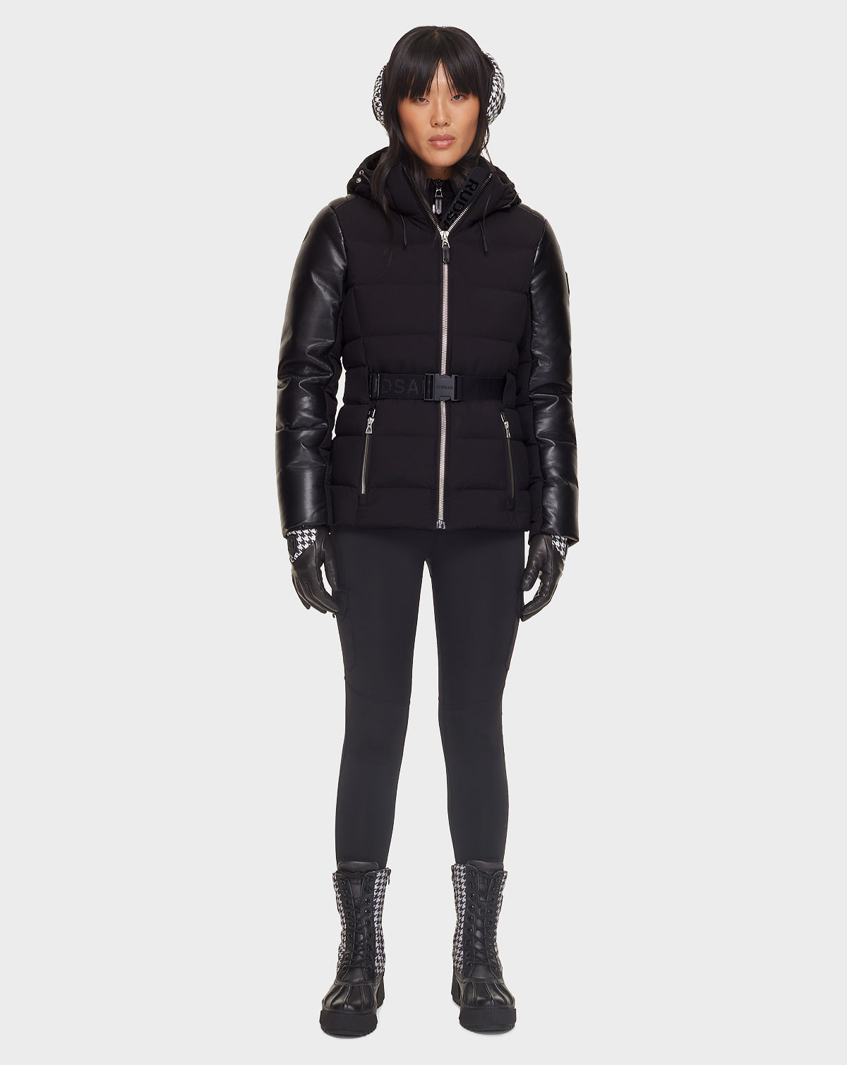 

Марыла Rudsak, черный