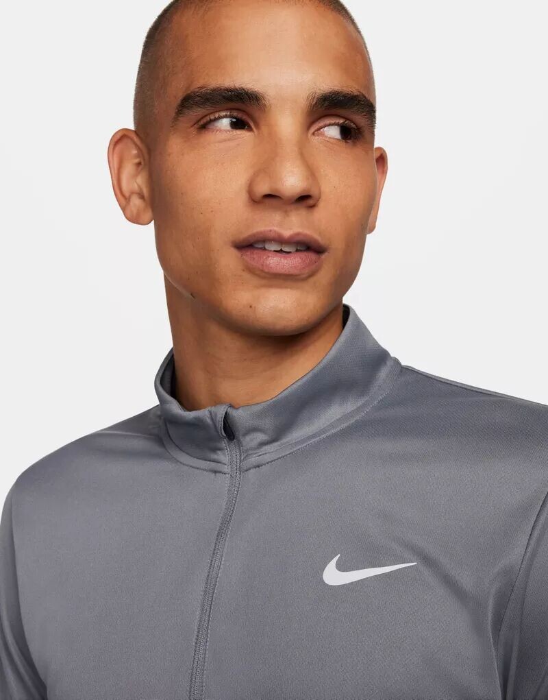 Серая беговая футболка с полумолнией Nike Dri-FIT Pacer — фото 2
