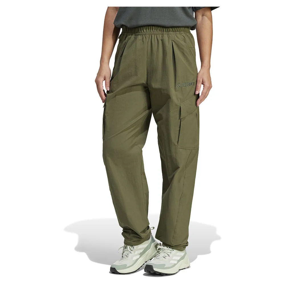 

Джоггеры adidas Terrex Xploric Cargo, зеленый