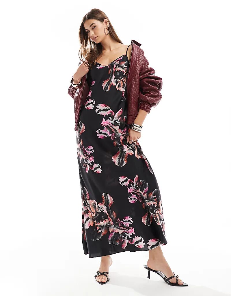 

Платье макси из атласа Bryony с черным принтом AllSaints