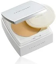 Лечебная пудра Menard Fair Lucent Medicated Pressed Powder