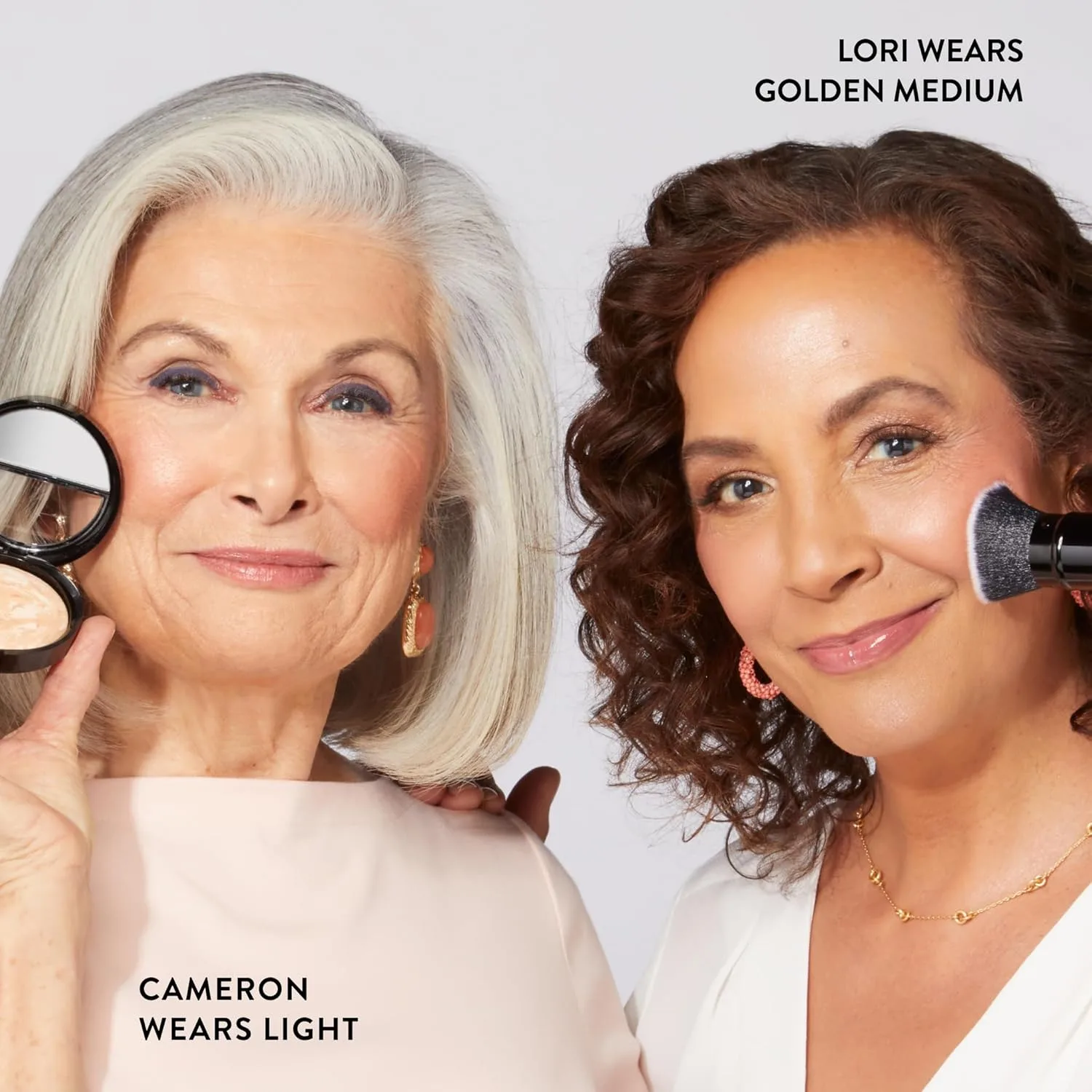 Тональная основа Laura Geller New York Baked Balance-N-Glow Illuminating Color Correcting Foundation - Fair - с выдвижной кистью-аэрографом кабуки (2 шт.), Peach — фото 4
