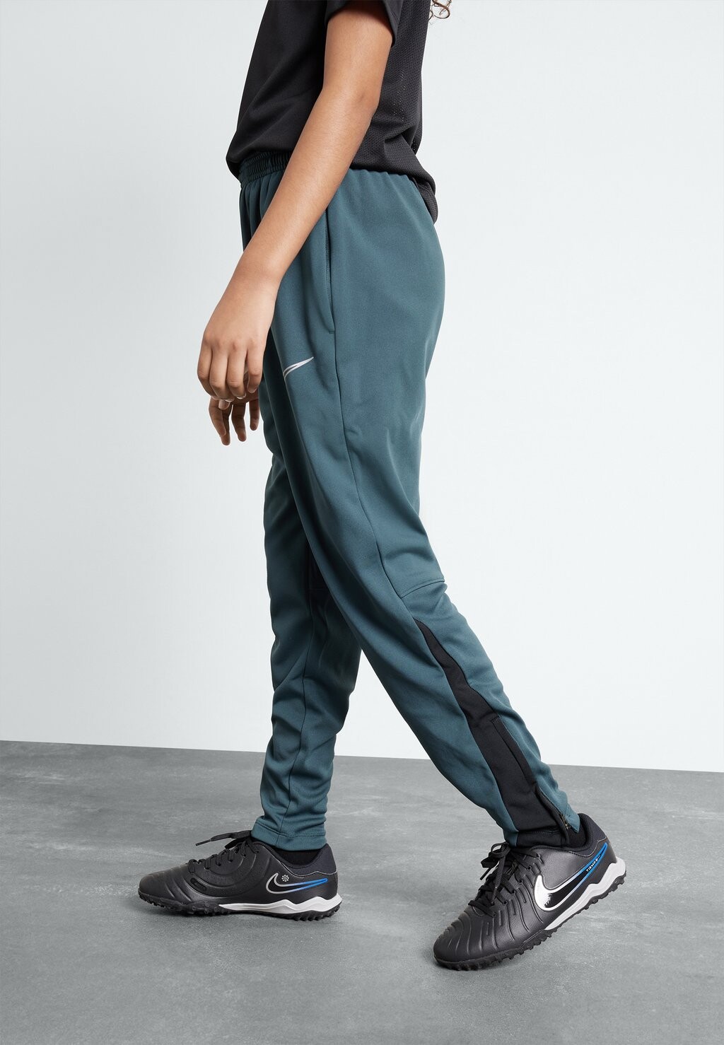 

Тайтсы Unisex Nike, цвет deep jungle/black/reflective silver