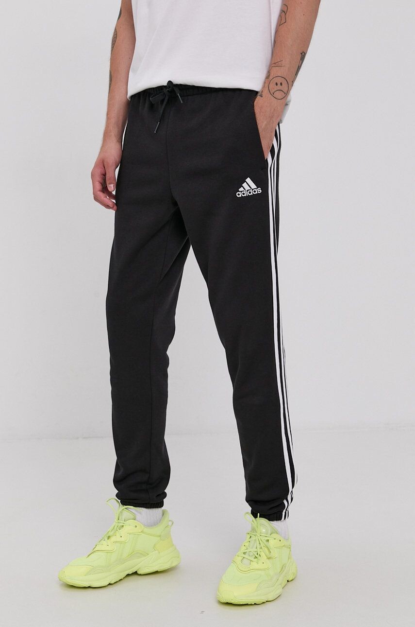 

Брюки adidas, черный