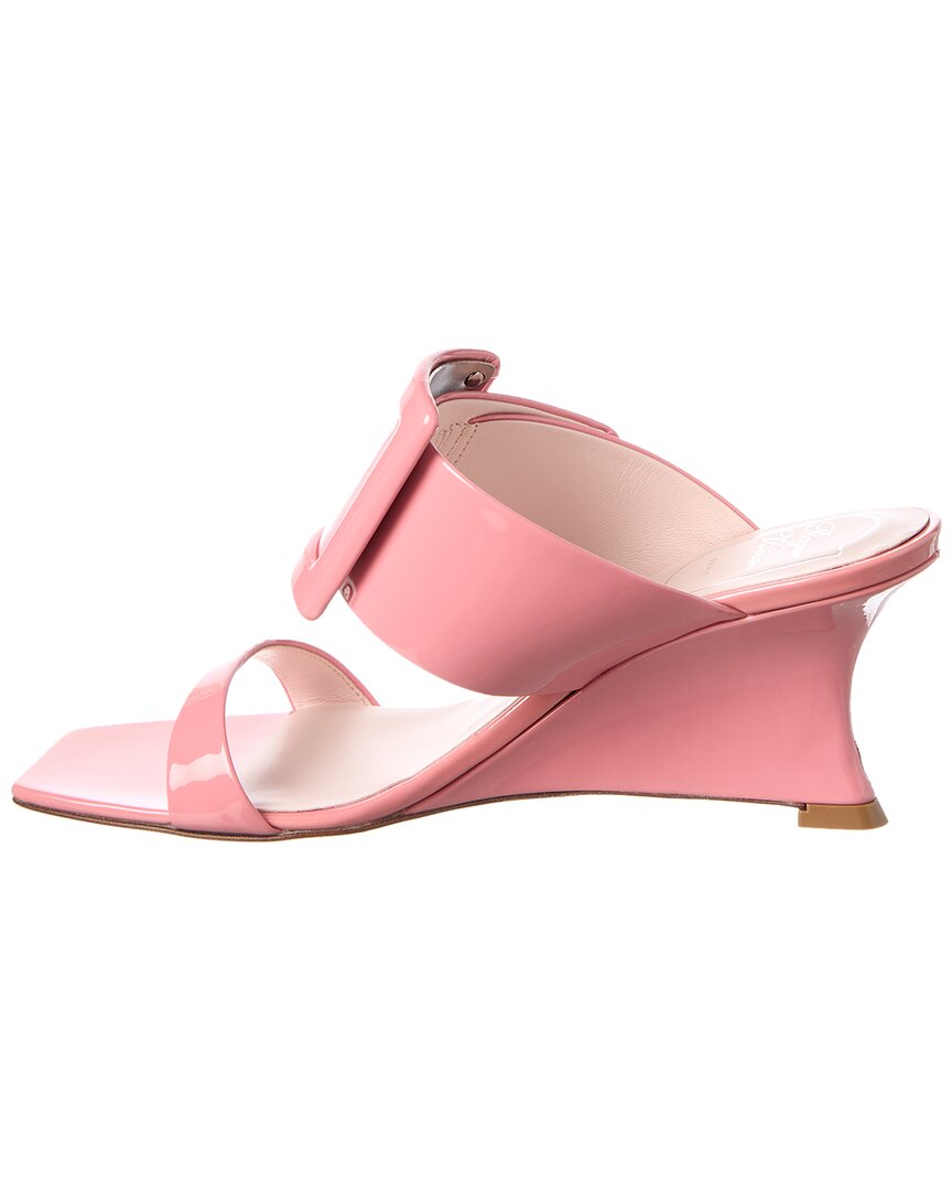 Roger Vivier Viv In The City Patent Wedge Sandal, розовый — фото 2