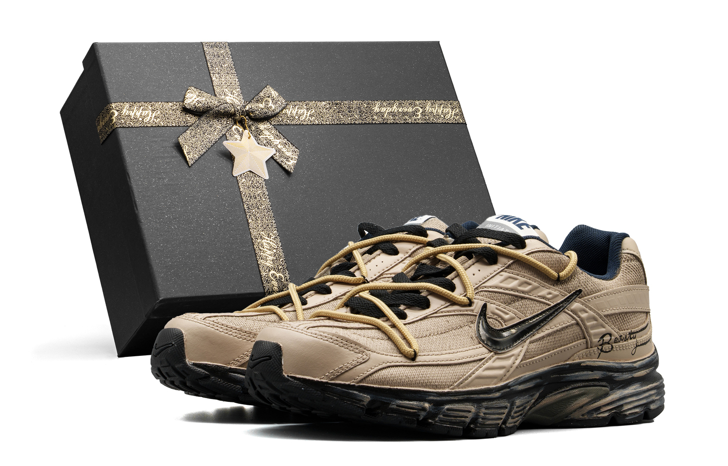 

Nike Инициатор амортизирующие и дышащие низкие кроссовки унисекс brown