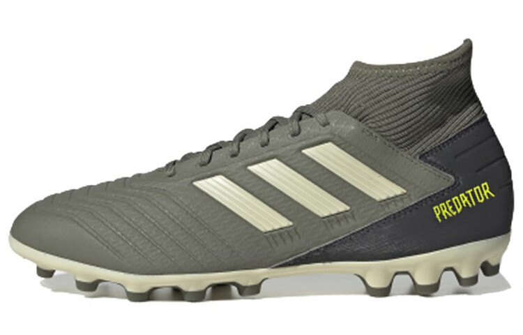 

Мужские футбольные кроссовки Adidas Predator