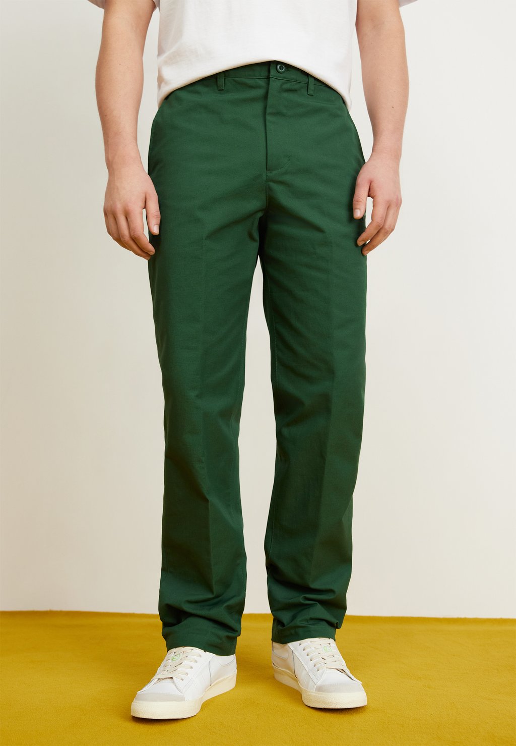 

Чино CLUB PANT Nike Sportswear, цвет fir