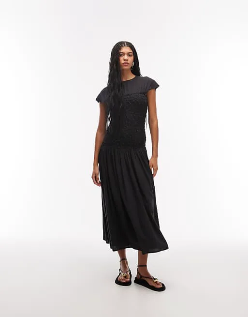 

Темно-синее платье миди с круглым вырезом и лифом со сборками в виде попкорна ASOS DESIGN