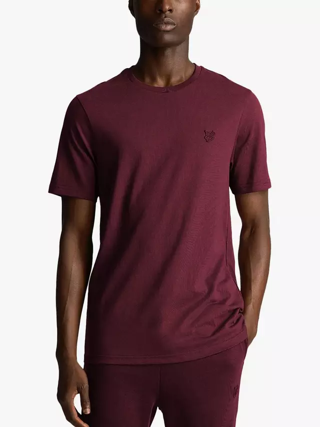 

Футболка Lyle & Scott Tonal Logo Short Sleeve, цвет z562/burgundy