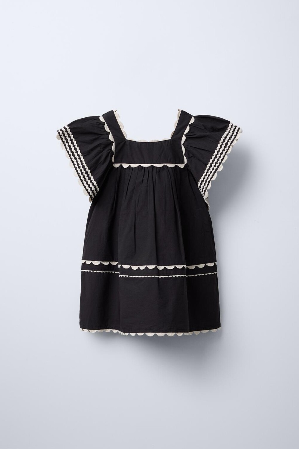 

Контрастное платье с волной ZARA, черный