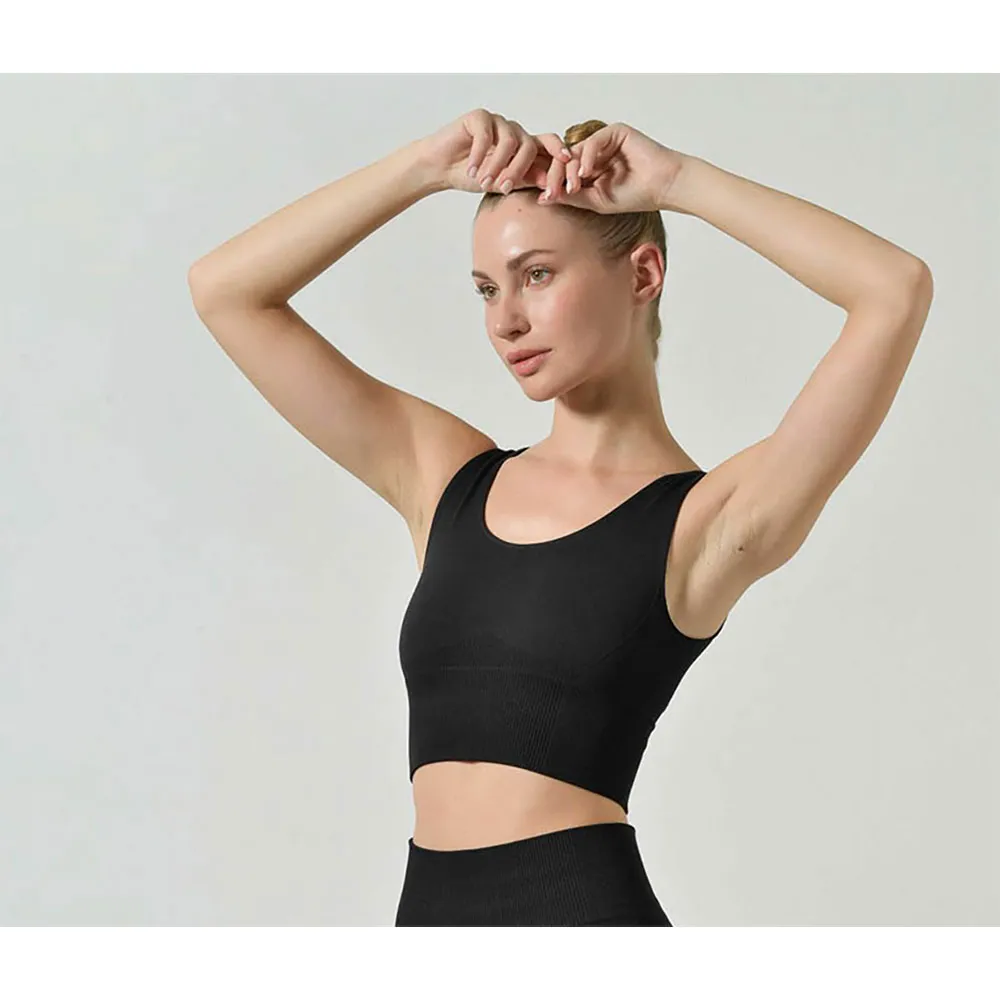 

Спортивный бюстгальтер Bmymoon Galactic Top sports bra, черный