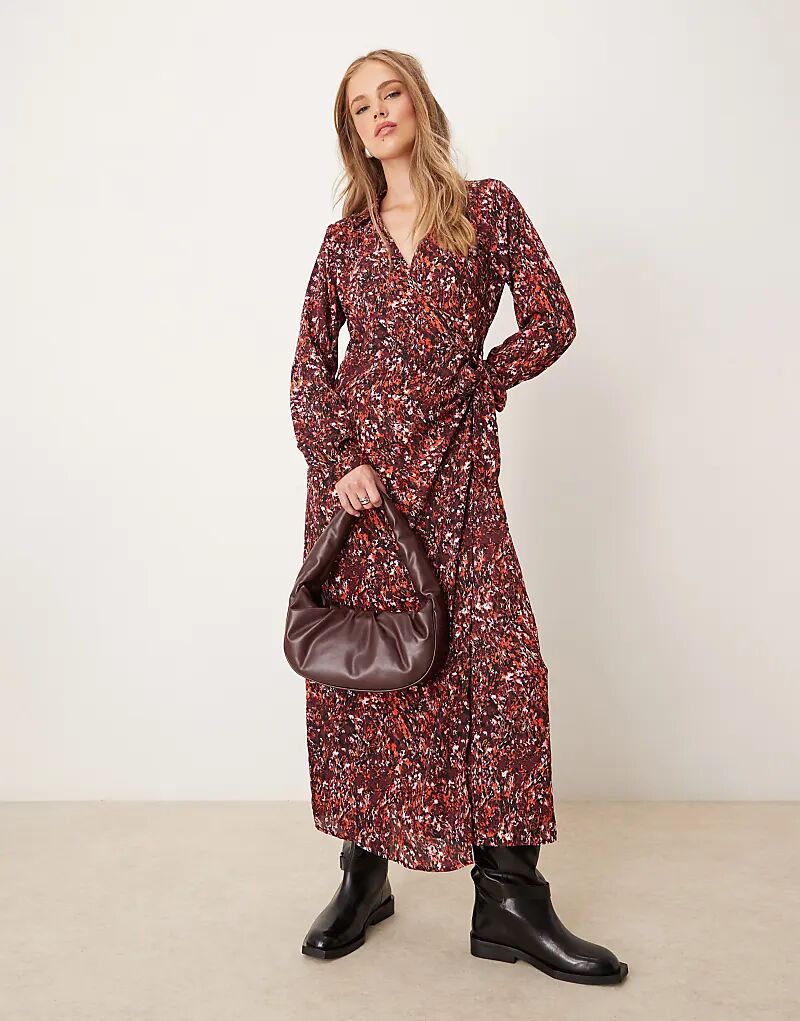 

Платье-макси с запахом и многоцветным абстрактным принтом JDY