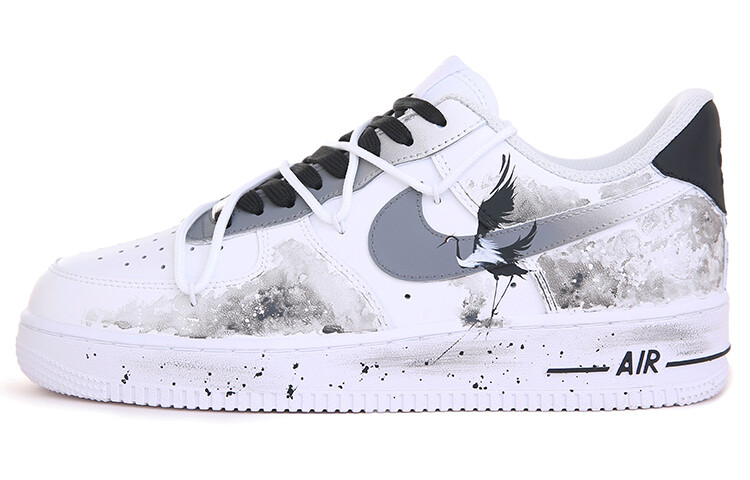 

Кроссовки Air Force 1 для скейтбординга мужские низкие серый/белый Nike