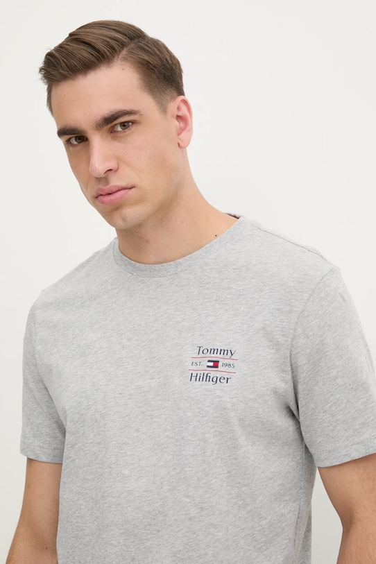 

Хлопковая футболка Tommy Hilfiger, серый