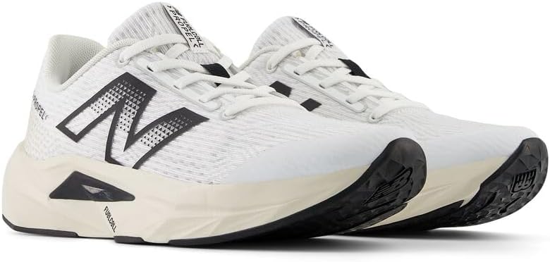 Детские кроссовки New Balance FuelCell Propel V5 Bungee (унисекс), белый/черный — фото 4