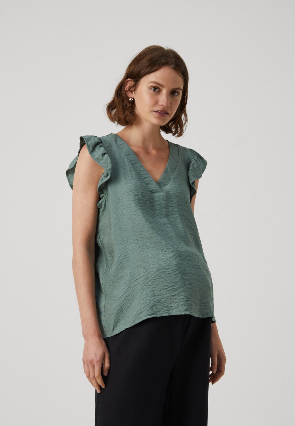 

Блуза VMMNATJA FLOUNCE Vero Moda, зеленый