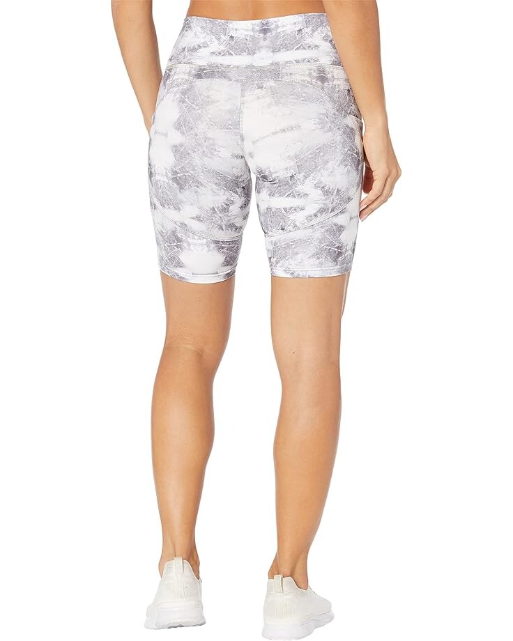 

Шорты UFC Quartz Print 9" Extreme Workout Shorts, цвет Fogged Grey
