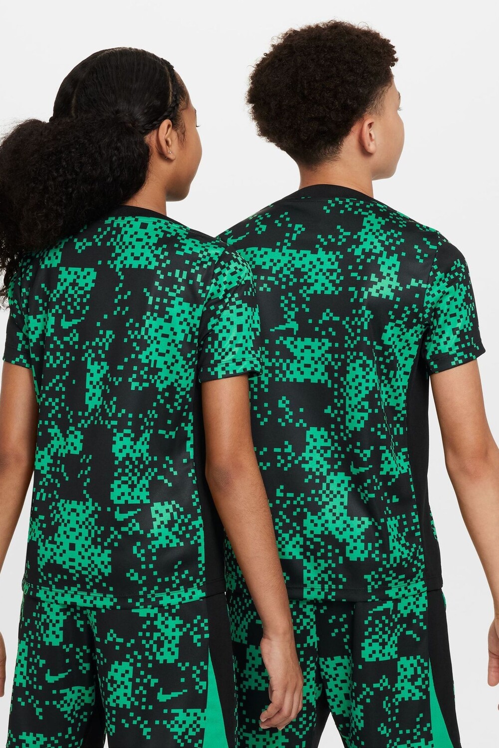 

Топ Dri fit academy с короткими рукавами Nike, зеленый