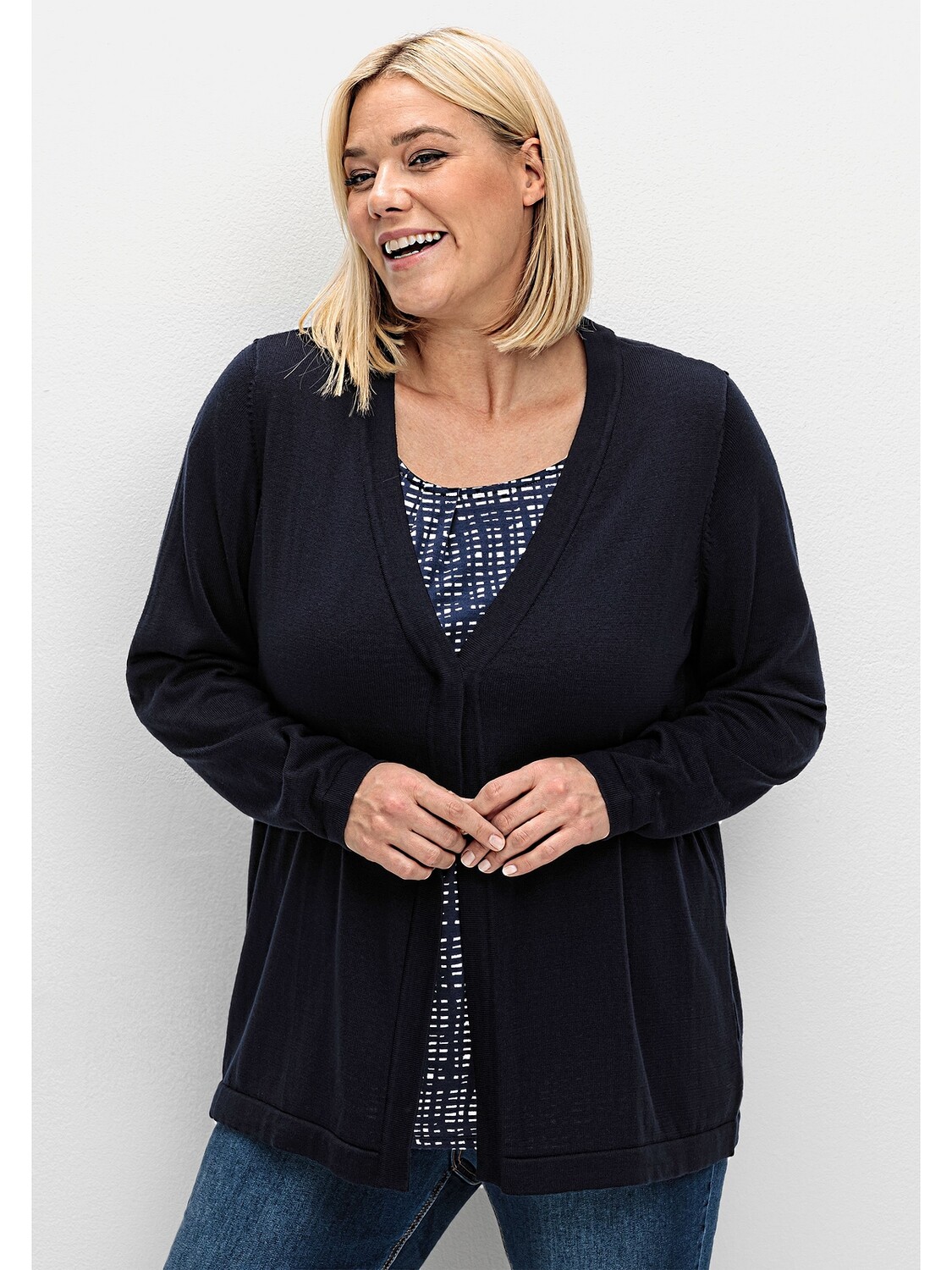 

Кардиган sheego Feinstrickjacke, цвет tiefblau