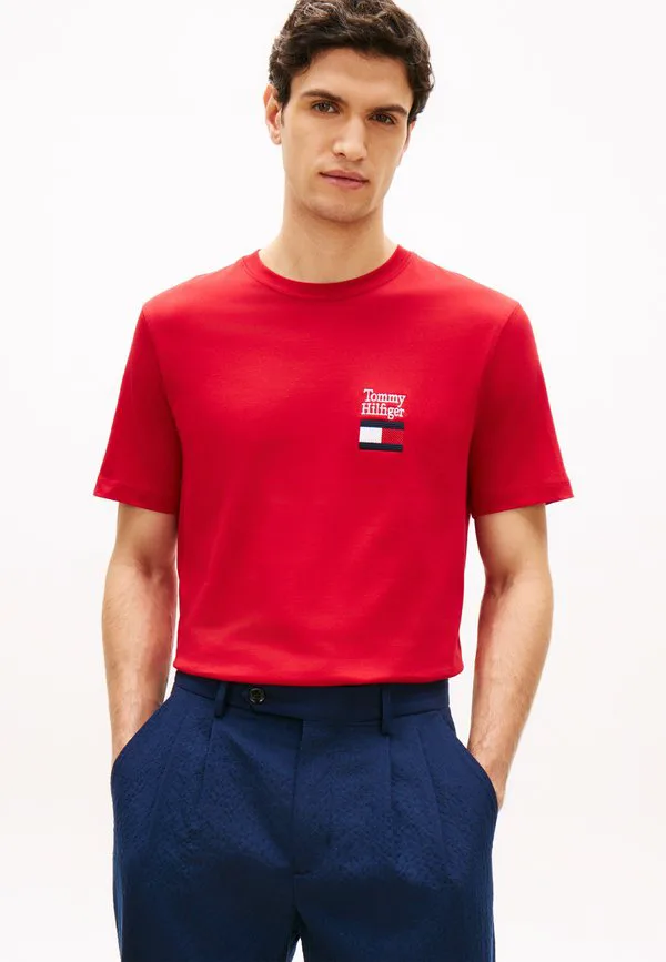 Футболка с вышитым логотипом, круглый вырез, принт. Tommy Hilfiger, Medium Red