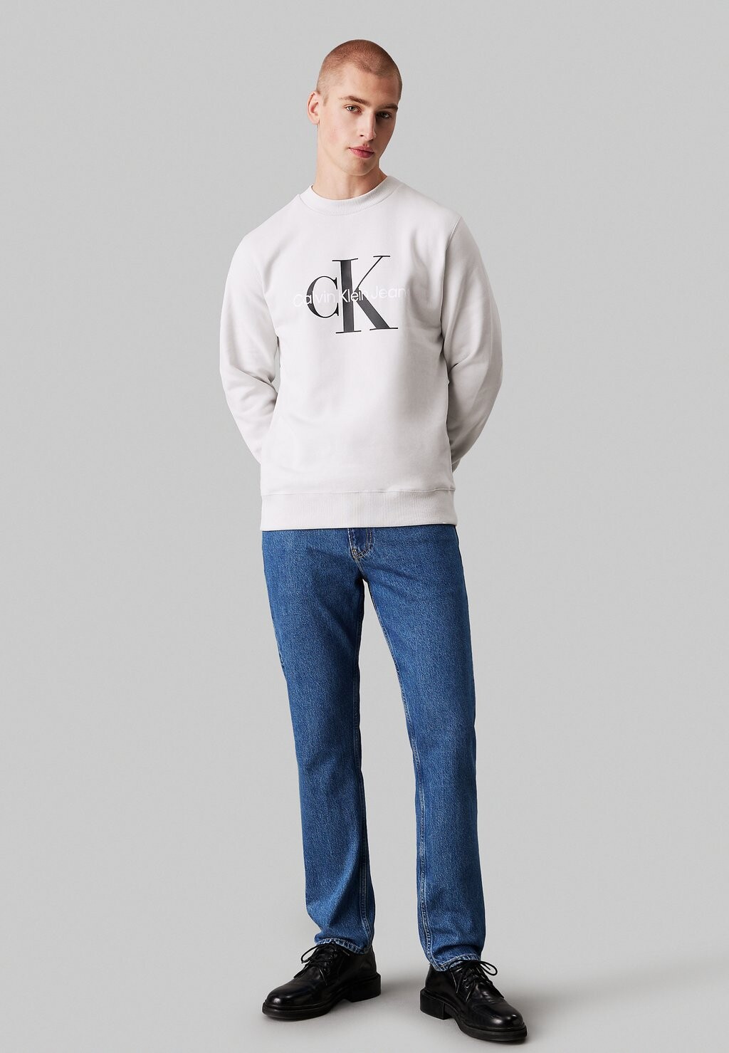 

Толстовка Calvin Klein Jeans, серый