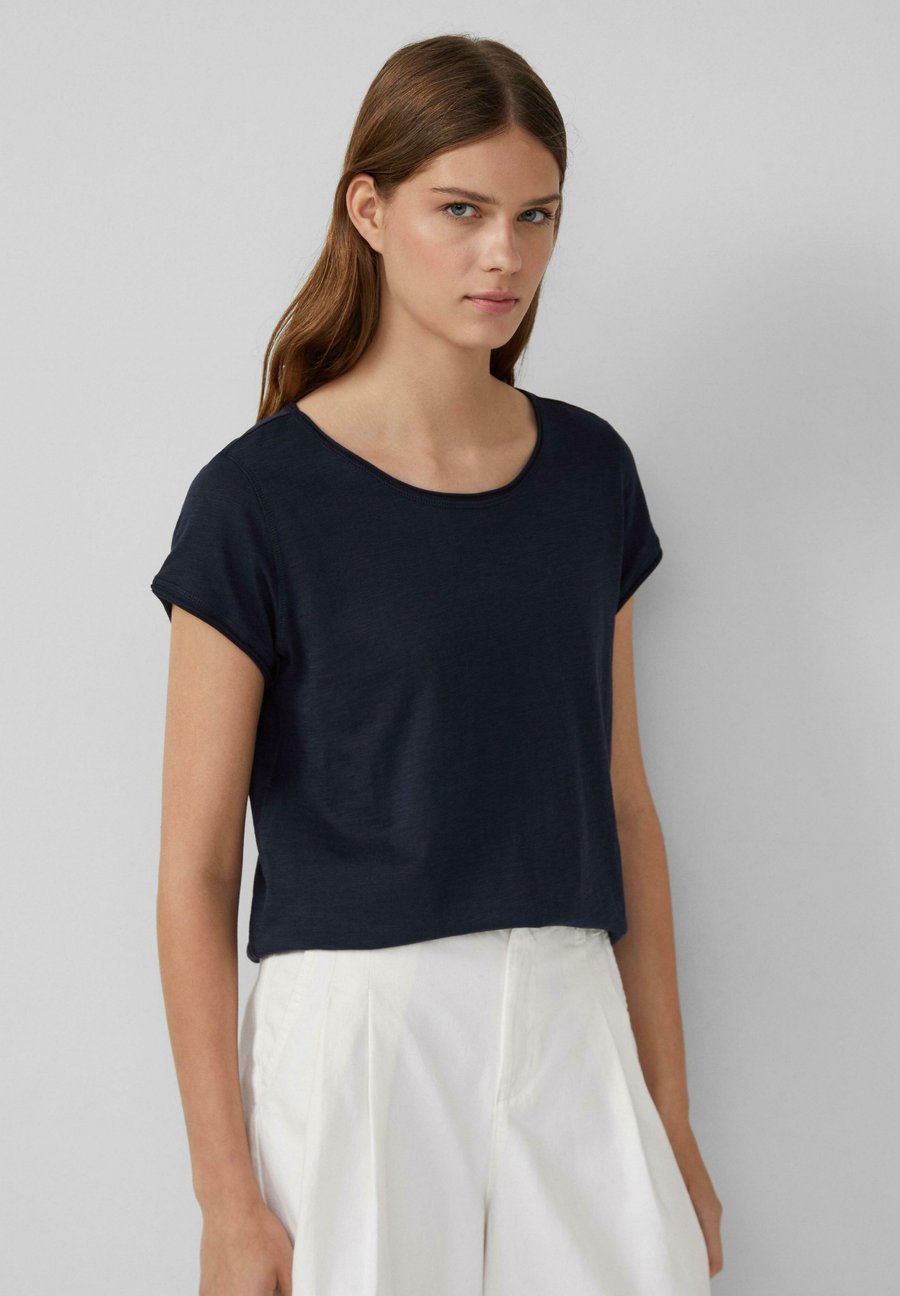 

Футболка s.Oliver MIT ROLLKANTEN UND FLAMMGARNSTRUKTUR, Navy/Blue, Синий, Футболка s.Oliver MIT ROLLKANTEN UND FLAMMGARNSTRUKTUR, Navy/Blue