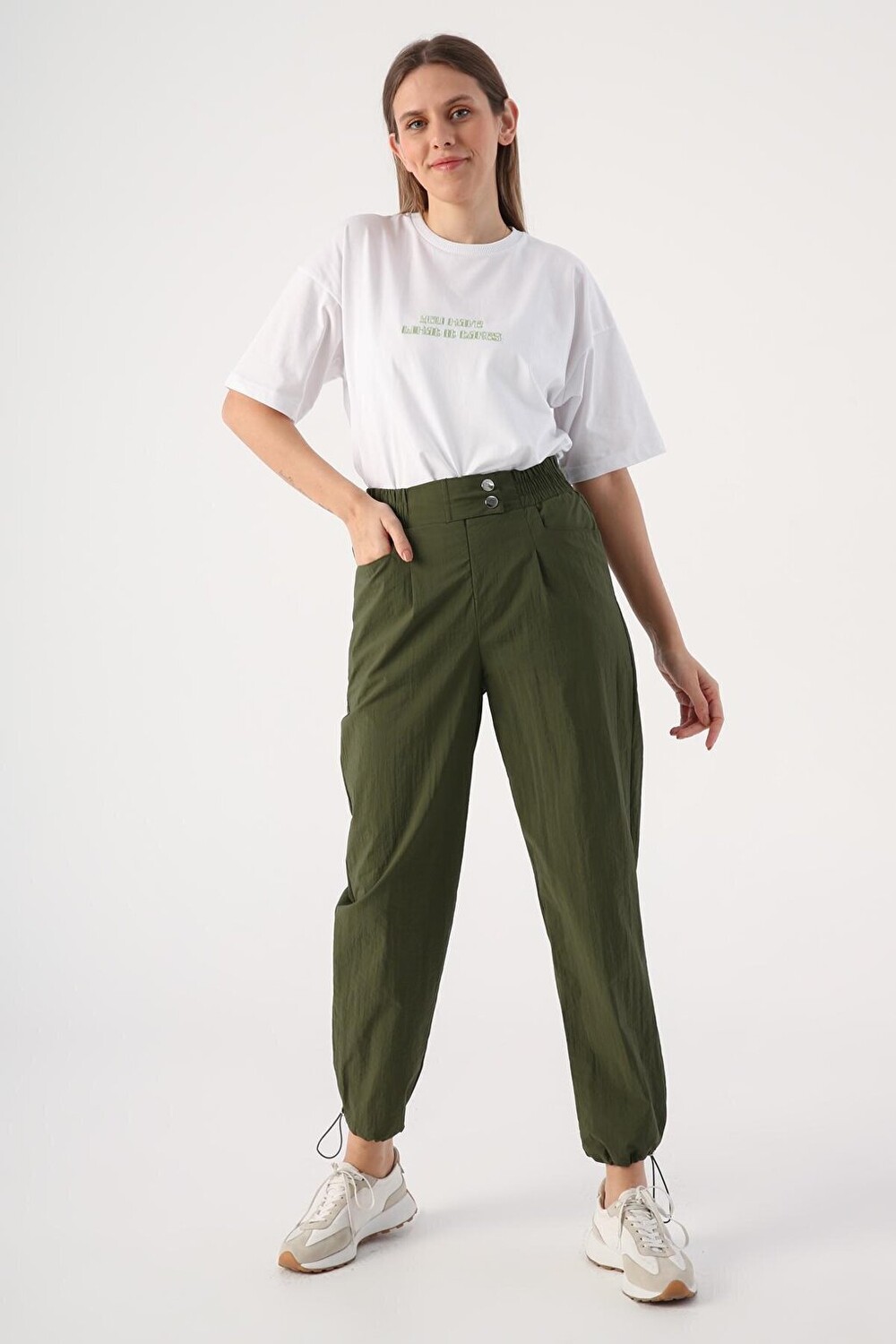 

Брюки цвета хаки с эластичной резинкой на талии и сборками ALL DAY