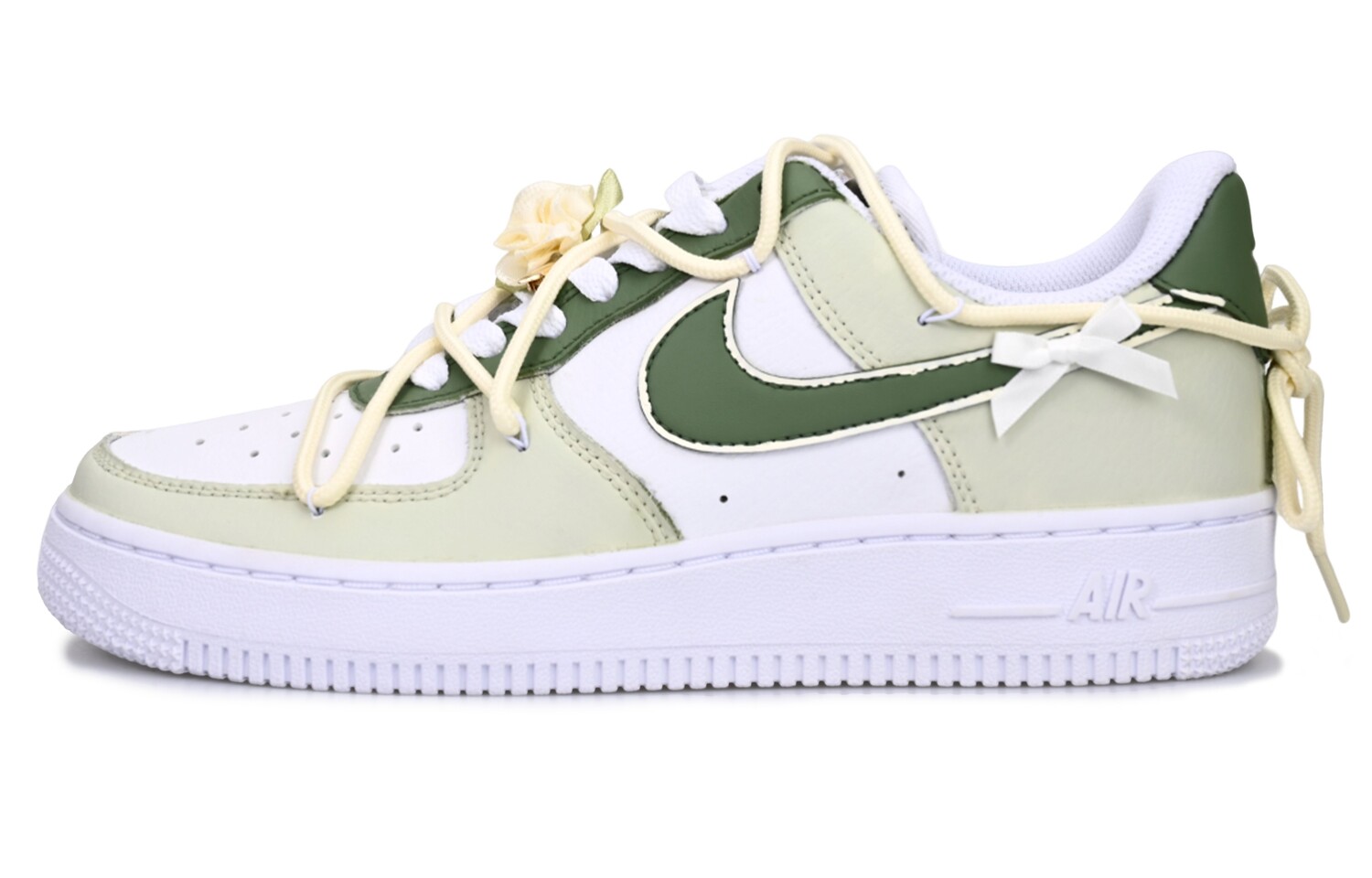

Женские кроссовки для скейтбординга Nike Air Force 1, Light Green