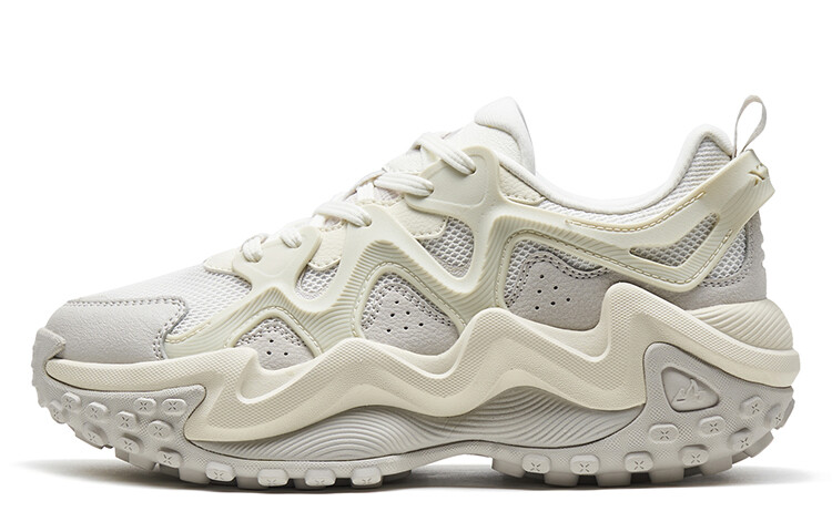 

Кроссовки XTEP Shanhai Collection Chunky Sneakers Women's Low-top Tea White / Pigeon Gray, белый/серый