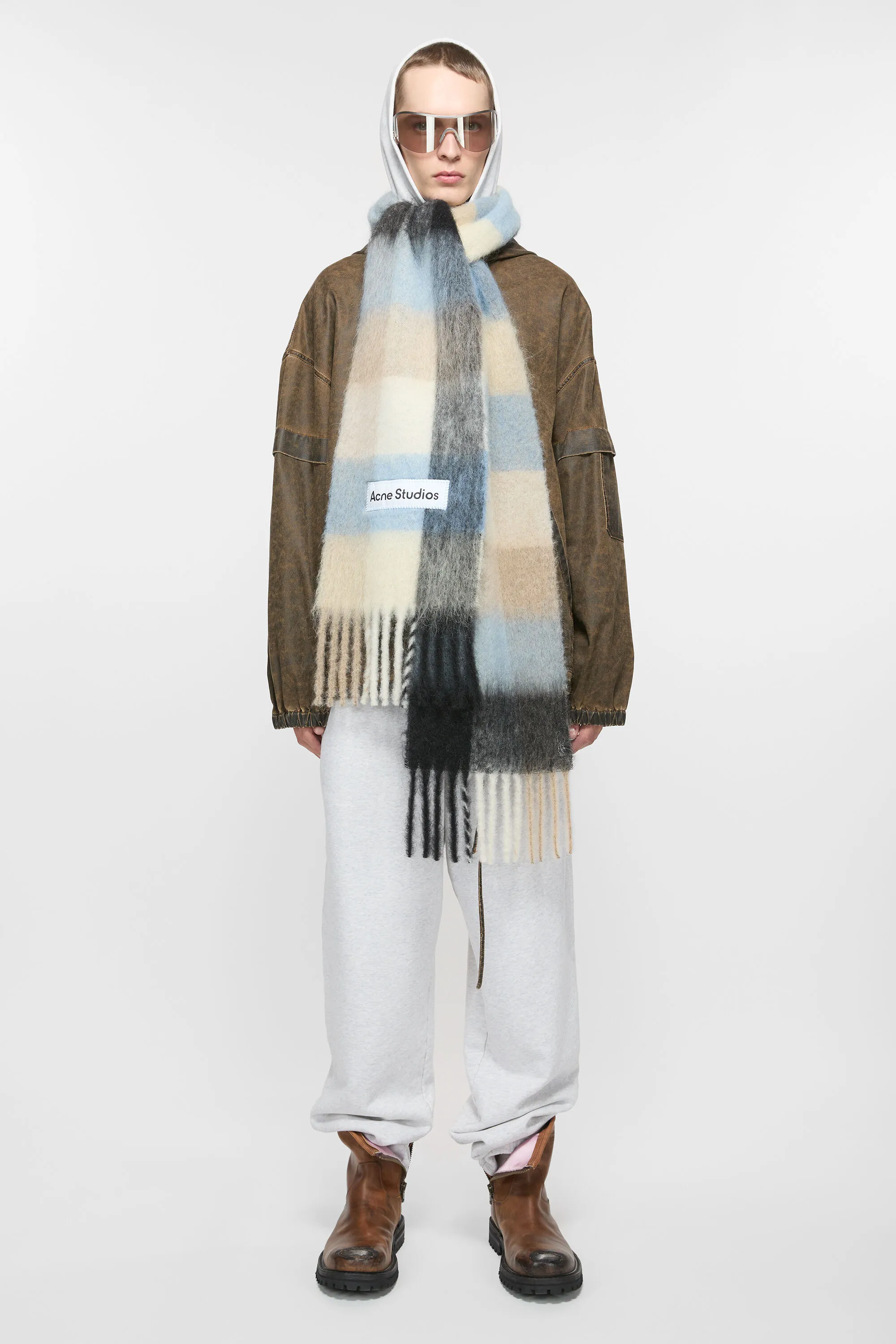 Шарф в клетку из мохера Acne Studios, сине-бежево-черный — фото 3