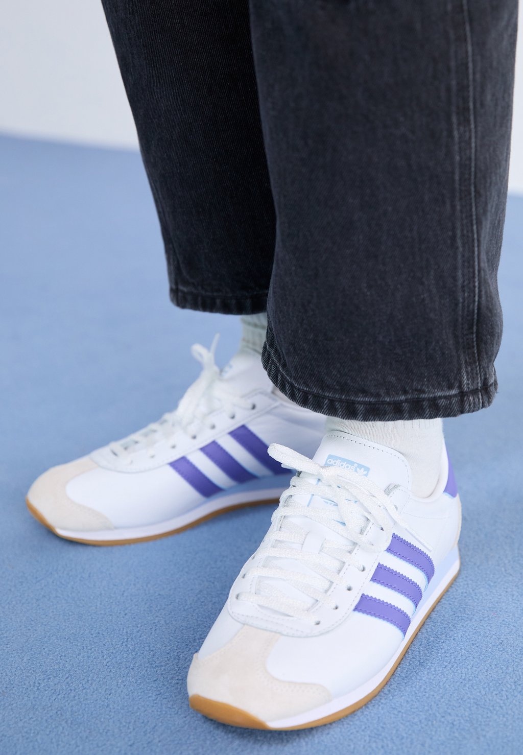 Кроссовки COUNTRY OG adidas Originals, белый — фото 2