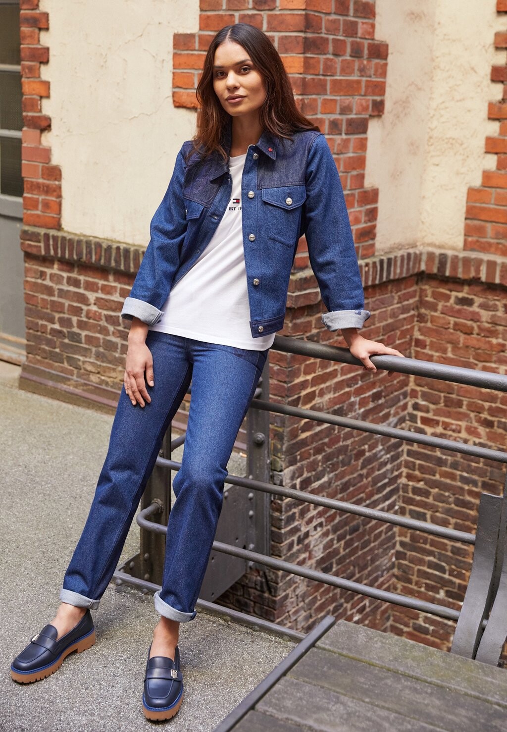 

Футболка с принтом Tommy Hilfiger, Коричневый, Футболка с принтом Tommy Hilfiger