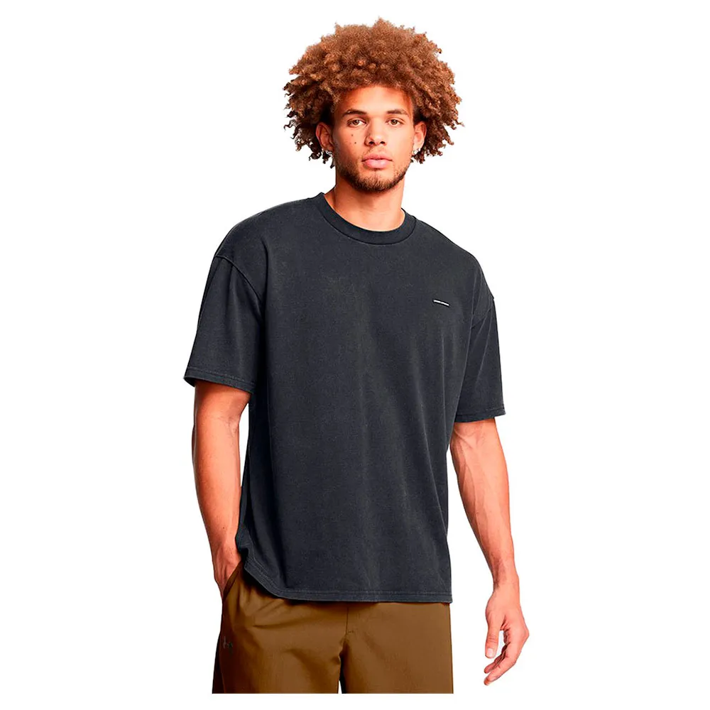 

Футболка с коротким рукавом спортивная Under Armour Heavyweight Oversized Logo Wash, черный