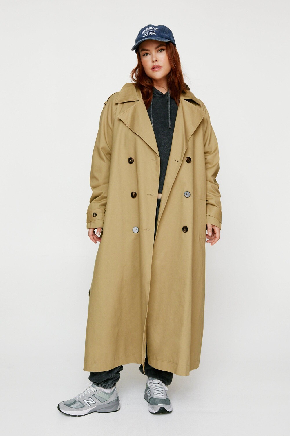 

Тренч Essentials больших размеров Nasty Gal, бежевый